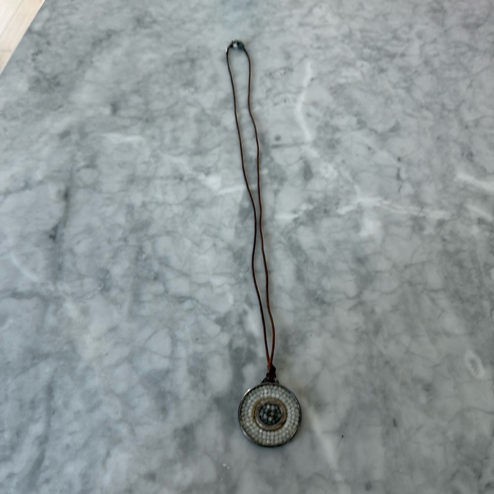 Liz Palacios leather/stone necklace